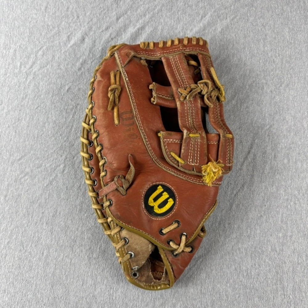 Wilson The Big Scoop Catchers Mitt Adult Brown Fair Vintage Leather RHT